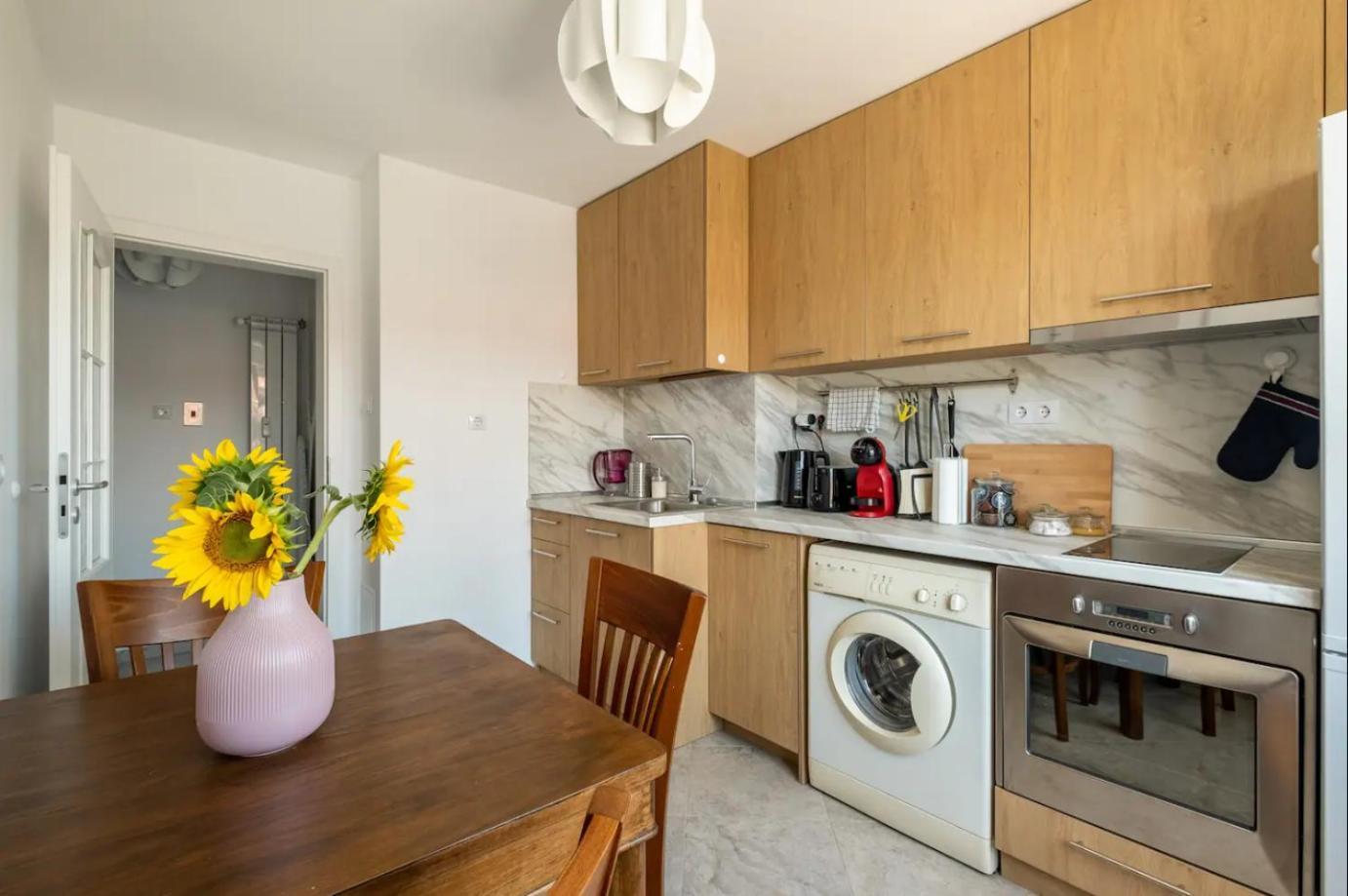 Lovely 1-bdr With View Of Cathedral Apartemen *