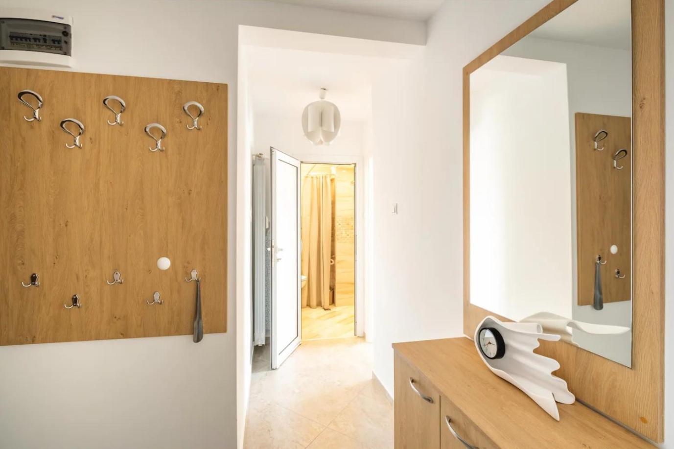 Apartemen Lovely 1-bdr With View Of Cathedral *